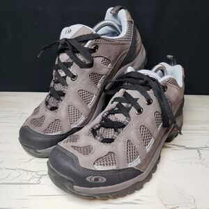 Salomon Exit 2 Aero Hiking Shoes in Gray - Women's size 8